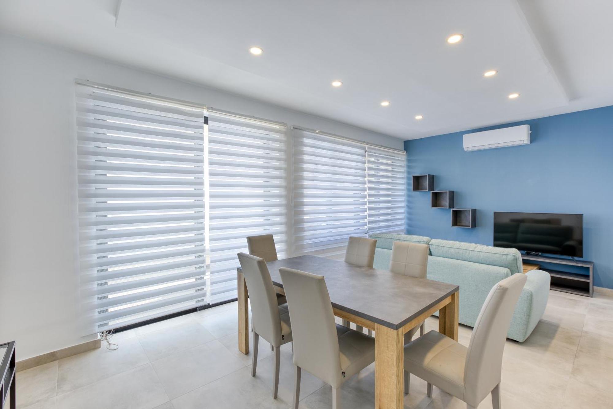 Seafront Sliema Apartment With Balcony & Sea Views By Jl Exterior photo